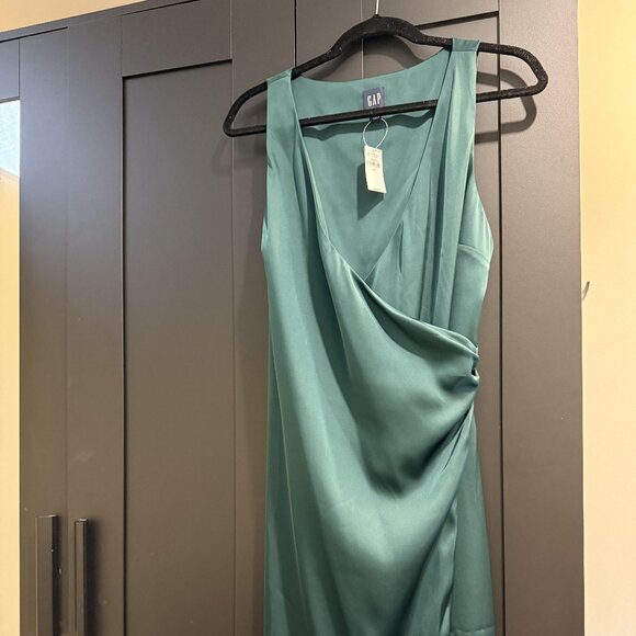 GAP Canada - Satin Mini Wrap Dress (green, sz L) - Picture 1 of 8